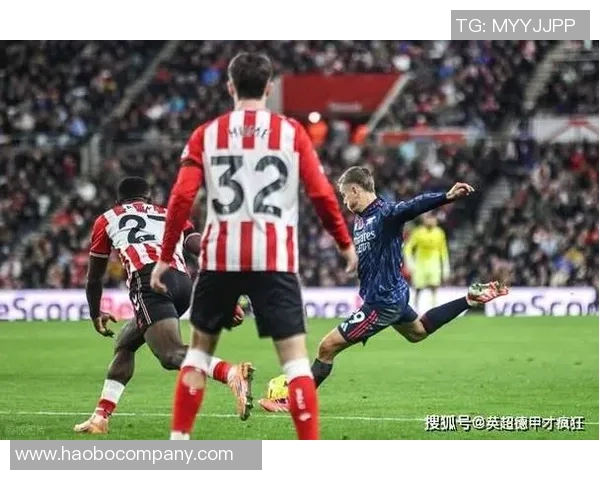 迪亚斯德甲前6场参与9球追平哈兰德仅次于凯恩创历史佳绩